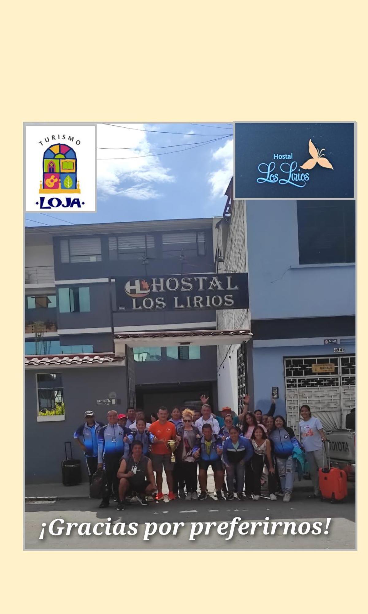 Hostal Los Lirios Лоха Экстерьер фото