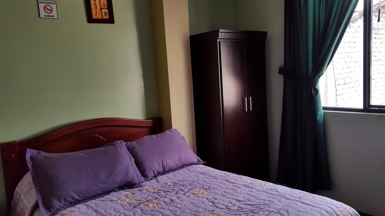 Hostal Los Lirios Лоха Экстерьер фото